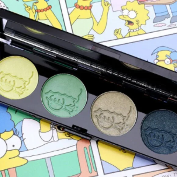 Limited Edition MAC The Simpsons That Trillion Doll Eyeshadow Palette- NIB NEW